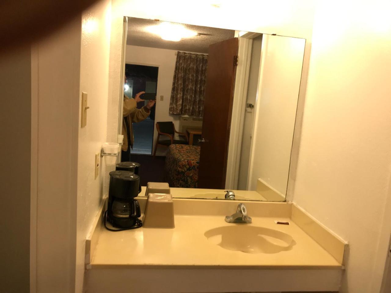 Luxury Inn George West ภายนอก รูปภาพ