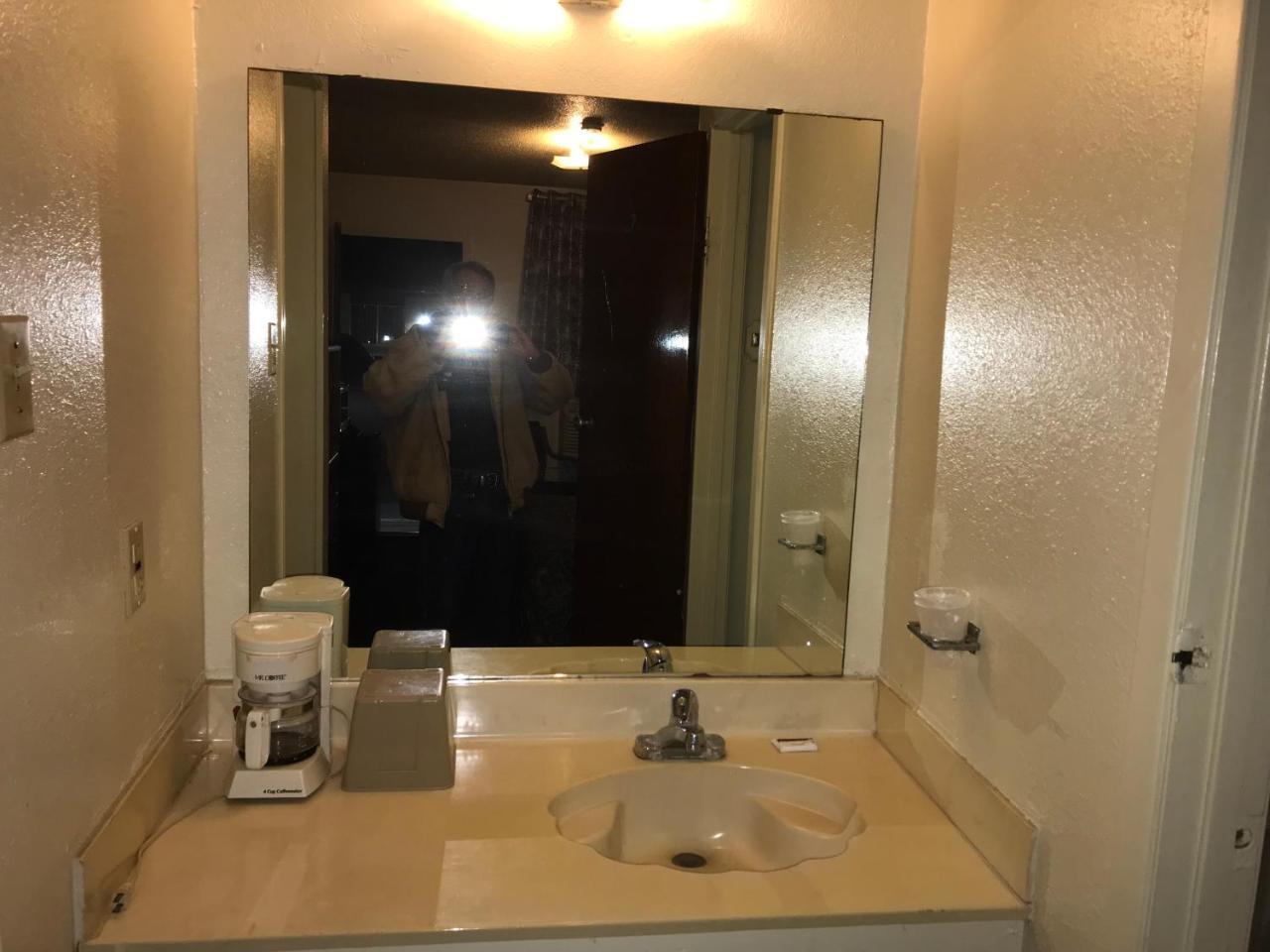 Luxury Inn George West ภายนอก รูปภาพ